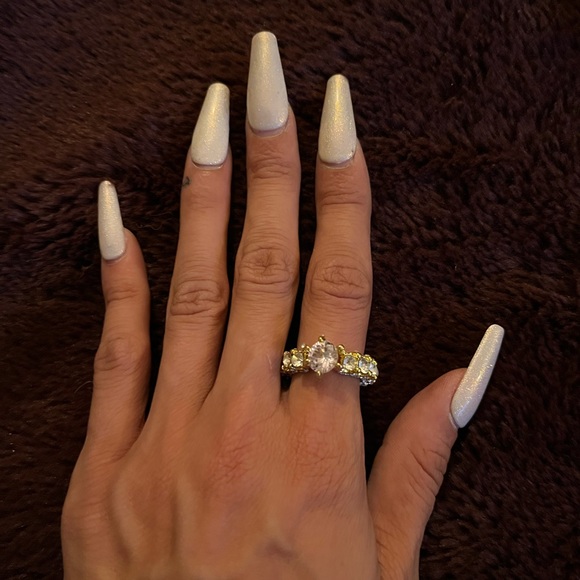 Lot of costume jewellery! - Picture 7 of 7